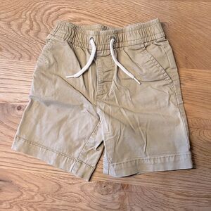 Kids Gap Tan Shorts, size 5
